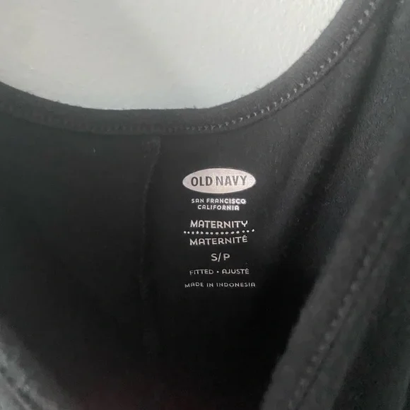 Liz Lange and Old Navy Maternity Ruched Dresses - Picture 7 of 8